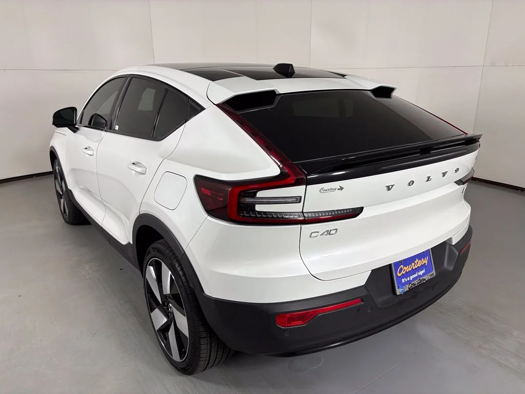 Used 2023 White Volvo Ultimate image 6