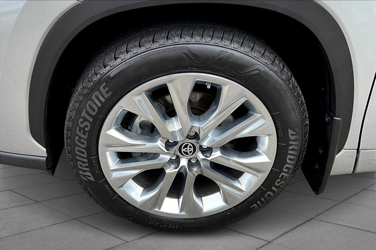 Used 2020 Celestial Silver Metallic Toyota Limited image 10