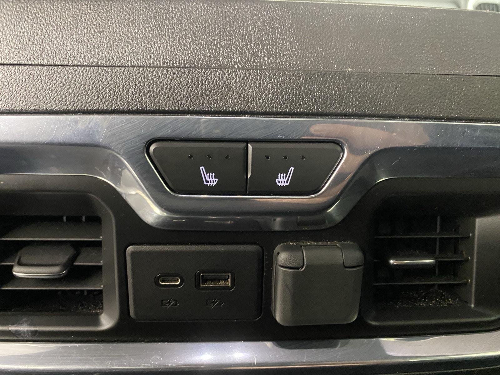 Used 2021 Summit White GMC Denali image 28