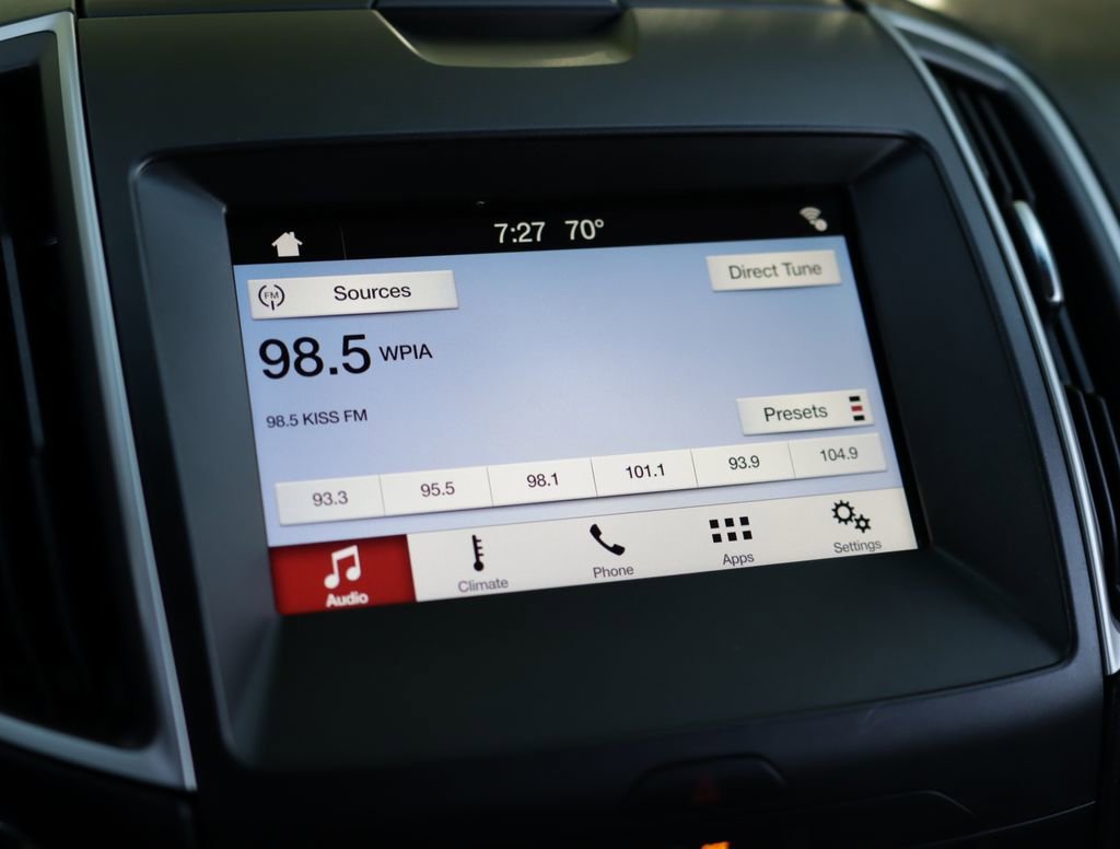 Used 2017 White Ford SEL image 13