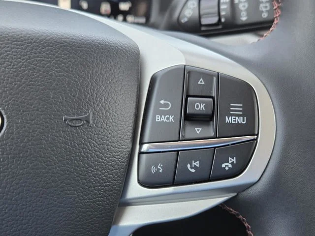 New 2026 Space White Metallic Ford Active image 21
