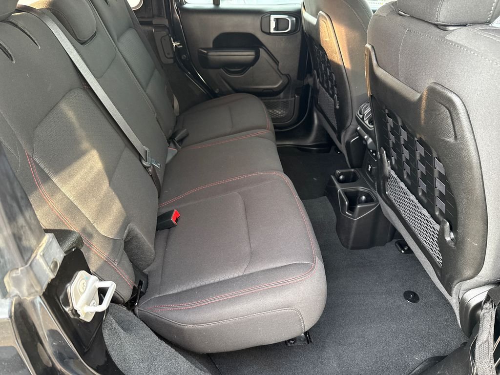 Used 2022 Black Jeep Unlimited Rubicon image 16