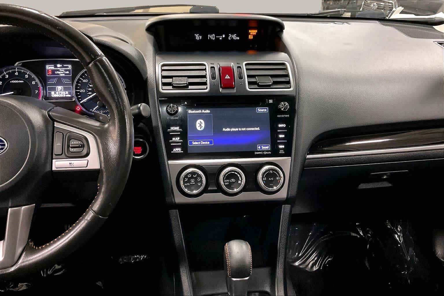 Used 2017 Ice Silver Metallic Subaru Limited image 7