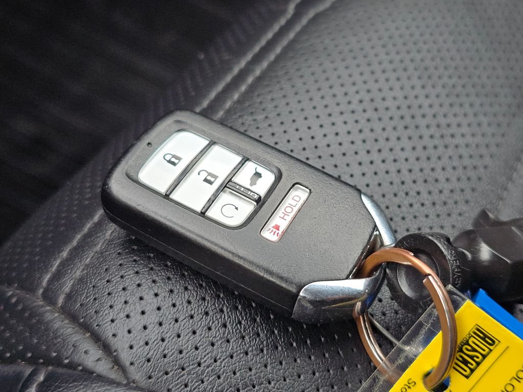 Used 2021  Honda EX-L image 36
