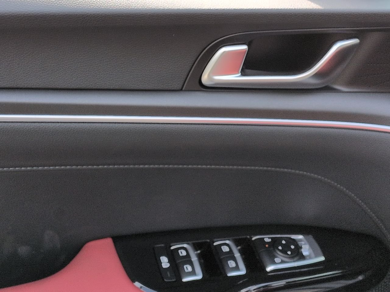 2026 Kia K5 GT-Line - Photo 24