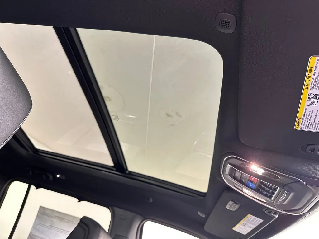 New 2026 Fathom Blue Pearl-Coat Exterior Paint (Late Availability) Jeep Limited Reserve image 32
