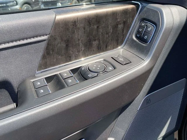 New 2026 Agate Black Metallic Ford Lariat image 16
