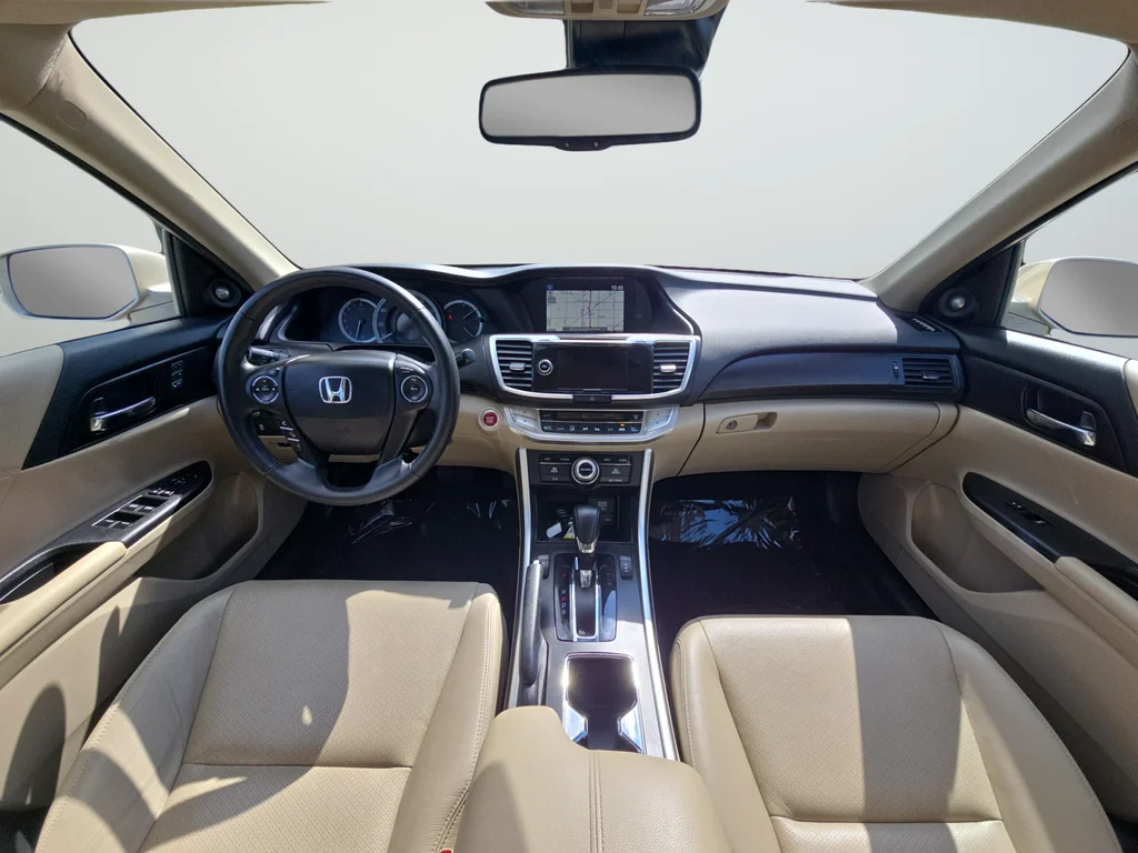 Used 2015 Beige Honda EX-L image 9