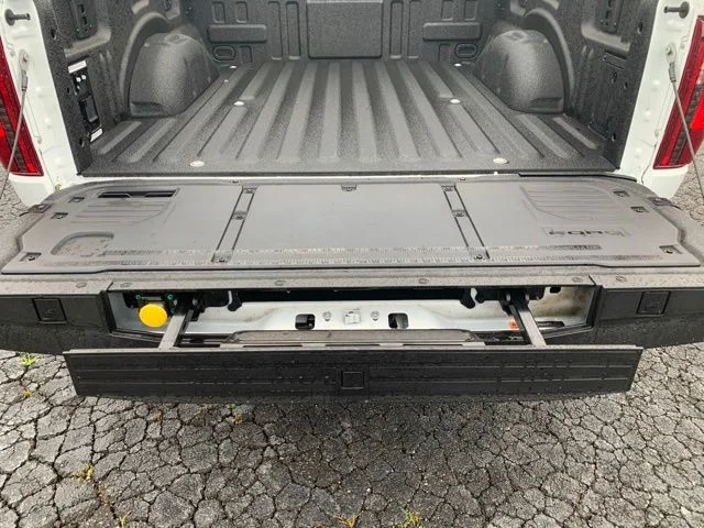 Certified Used 2025 White Ford XLT image 9