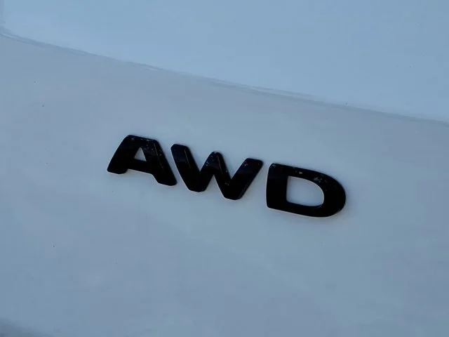 New 2026 Oxford White Ford Base image 27