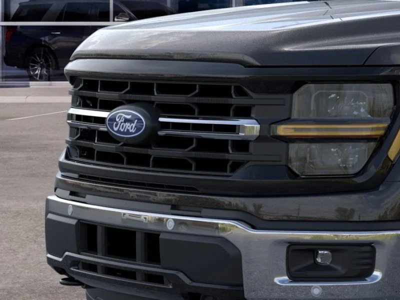New 2025 Agate Black Metallic Ford XLT image 17