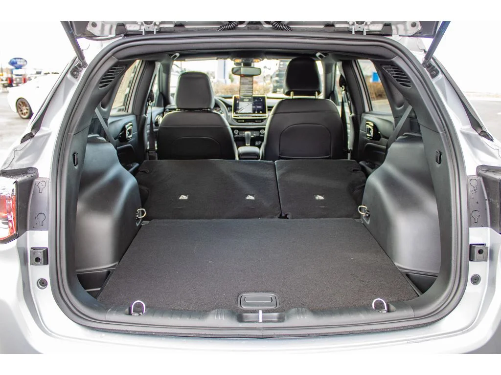 New 2026 Silver Zynith Metallic Clearcoat Jeep Latitude Altitude image 10