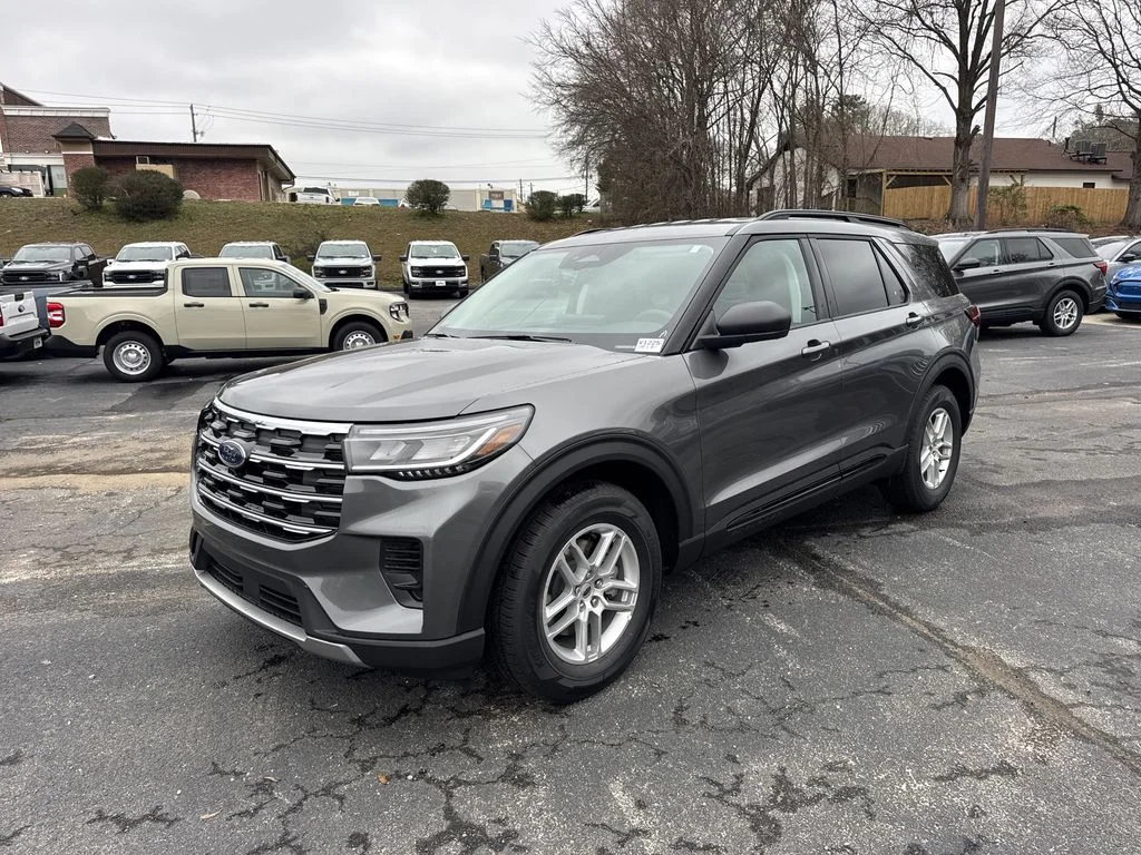 New 2026 Gray Ford Active image 3