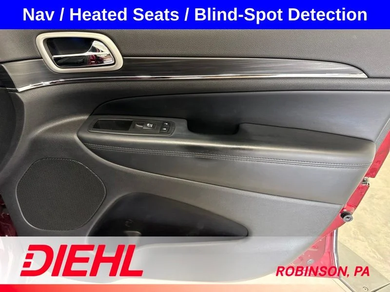 Used 2020 Red Jeep Limited image 15