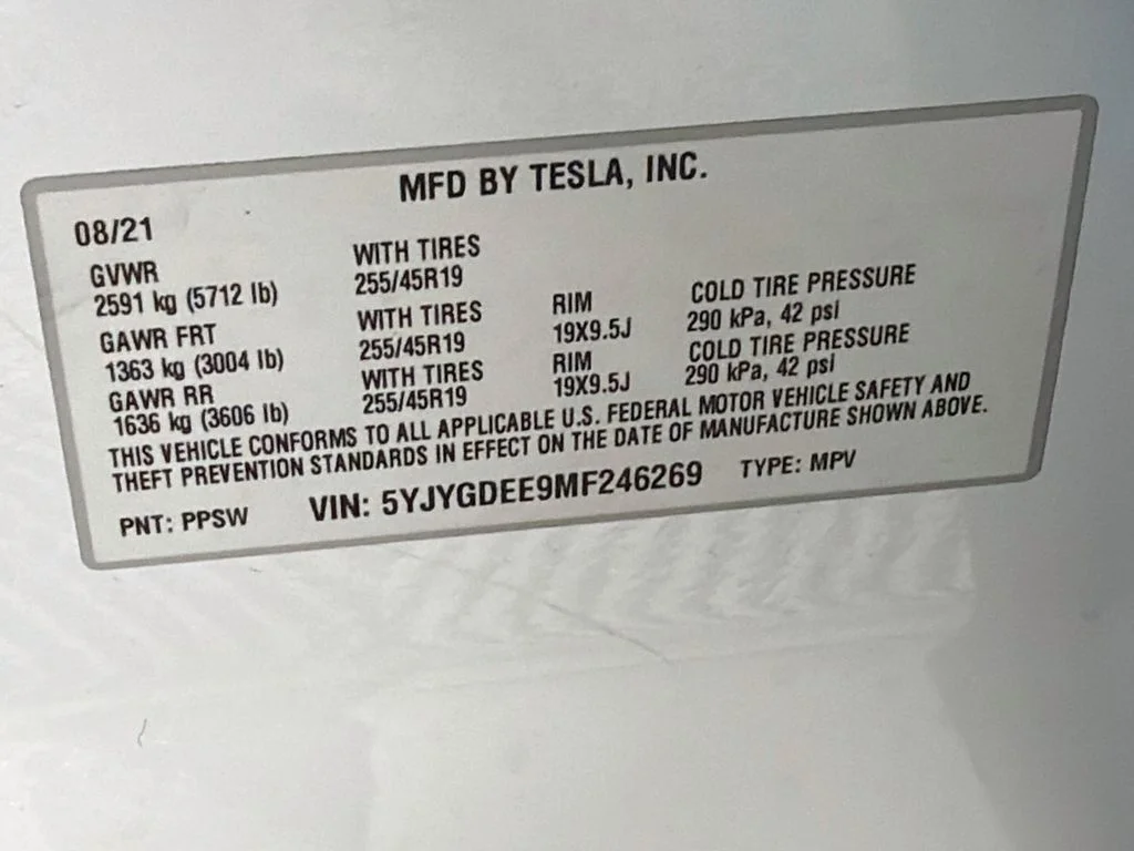 Used 2021 White Tesla Long Range image 34