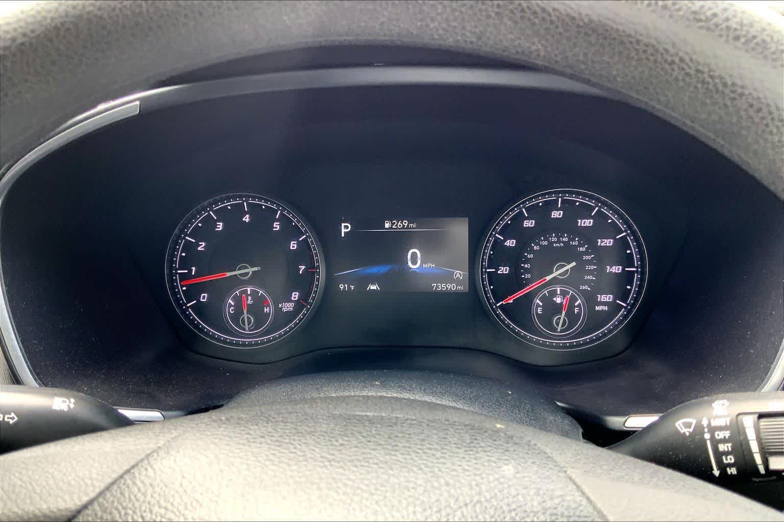 Used 2021 Quartz White Hyundai SE image 25