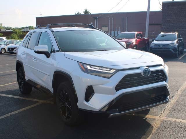 Used 2024 Pearl Toyota SE image 4