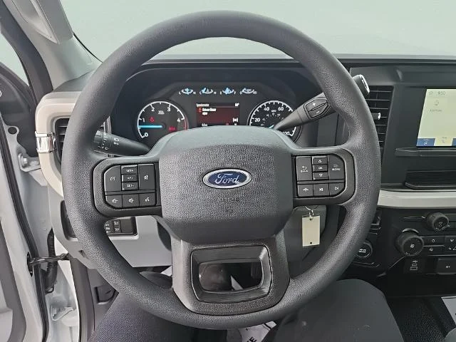 New 2026 Oxford White Ford F-250® XL image 39