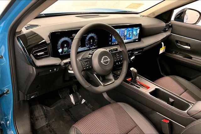 New 2026 Arctic Ice Blue Metallic with Super Black Roof Nissan SR image 7