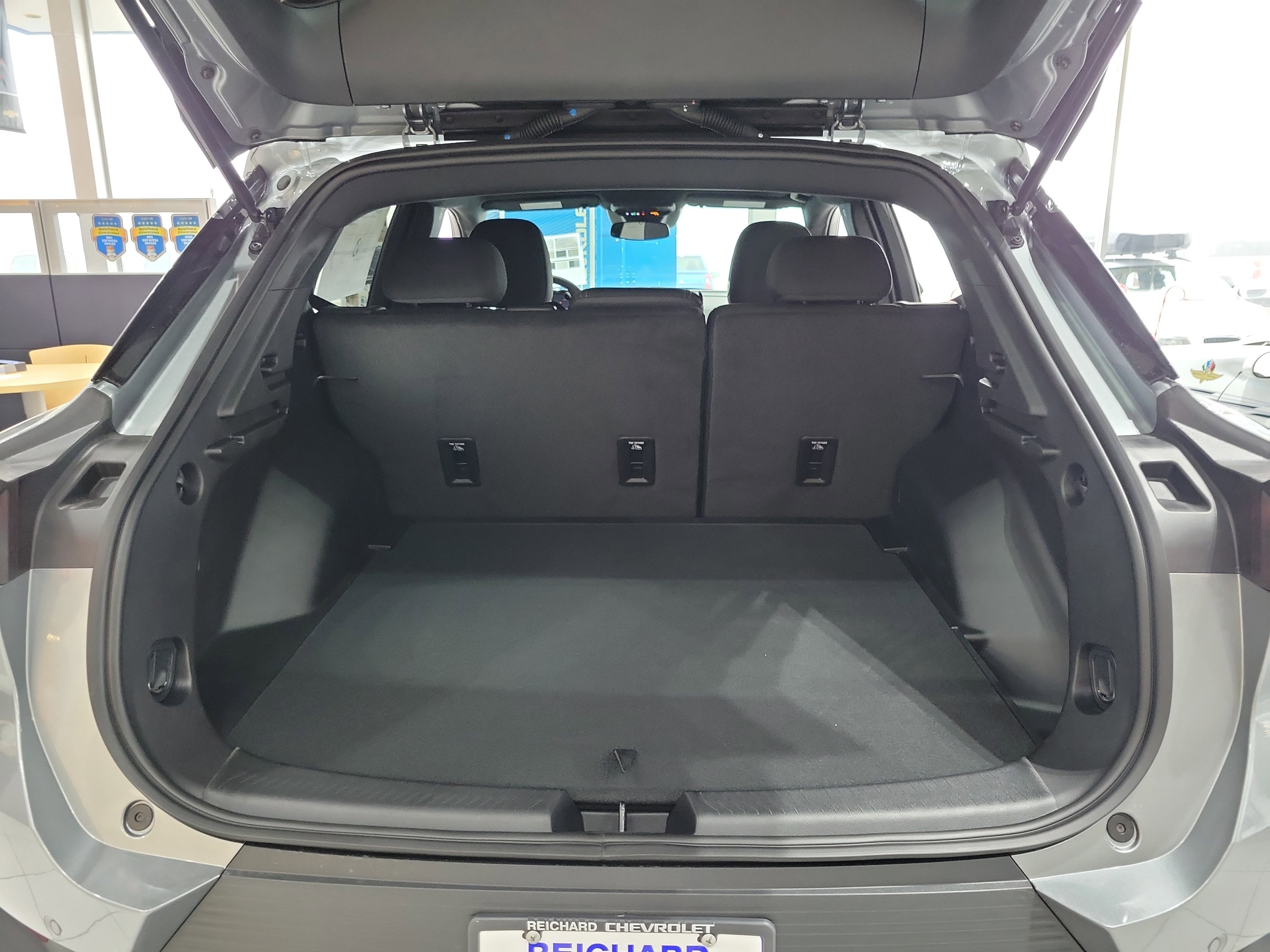 2026 Chevrolet Equinox EV 1LT - Photo 8