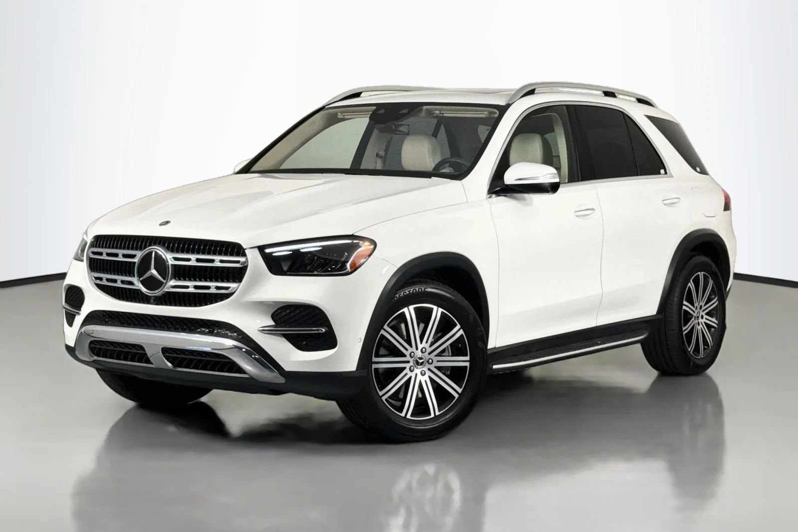 Certified Used 2024 Polar White Mercedes-Benz 450e image 1