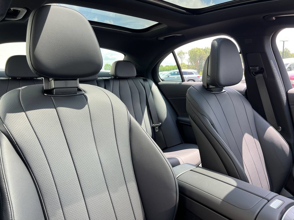 New 2026 MANUFAKTUR Alpine Grey Mercedes-Benz E 350 image 60