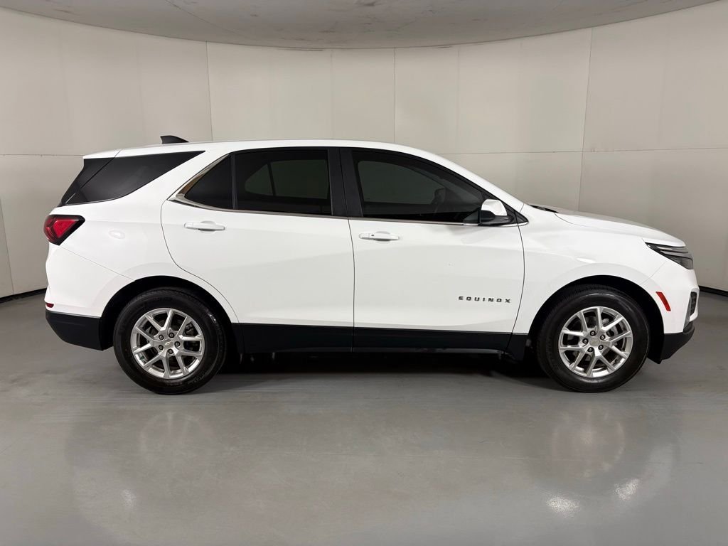 Used 2024 White Chevrolet LT image 9