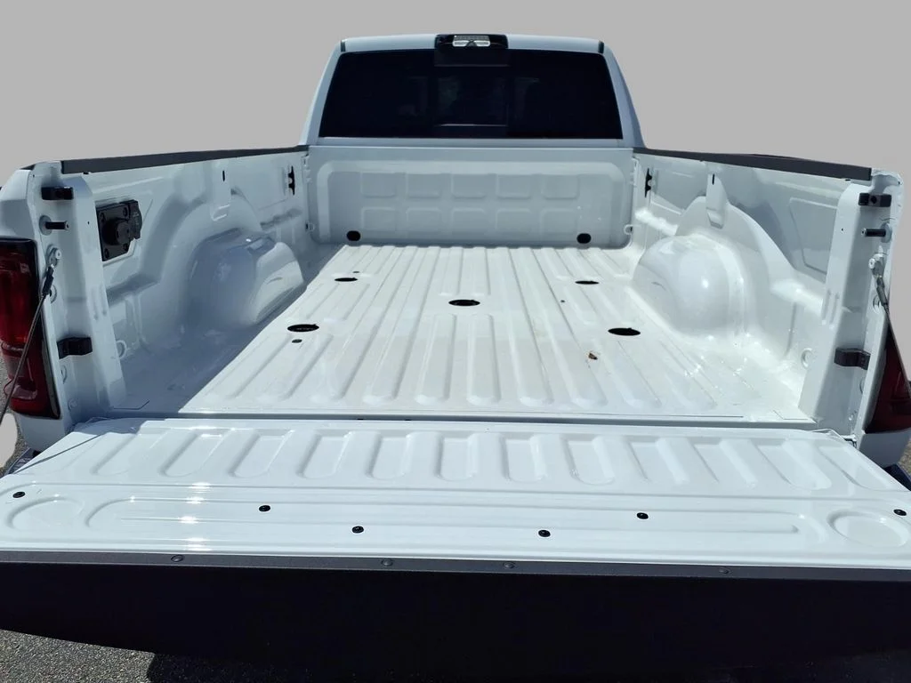 New 2026 Bright White Clear-Coat Exterior Paint RAM Tradesman image 24