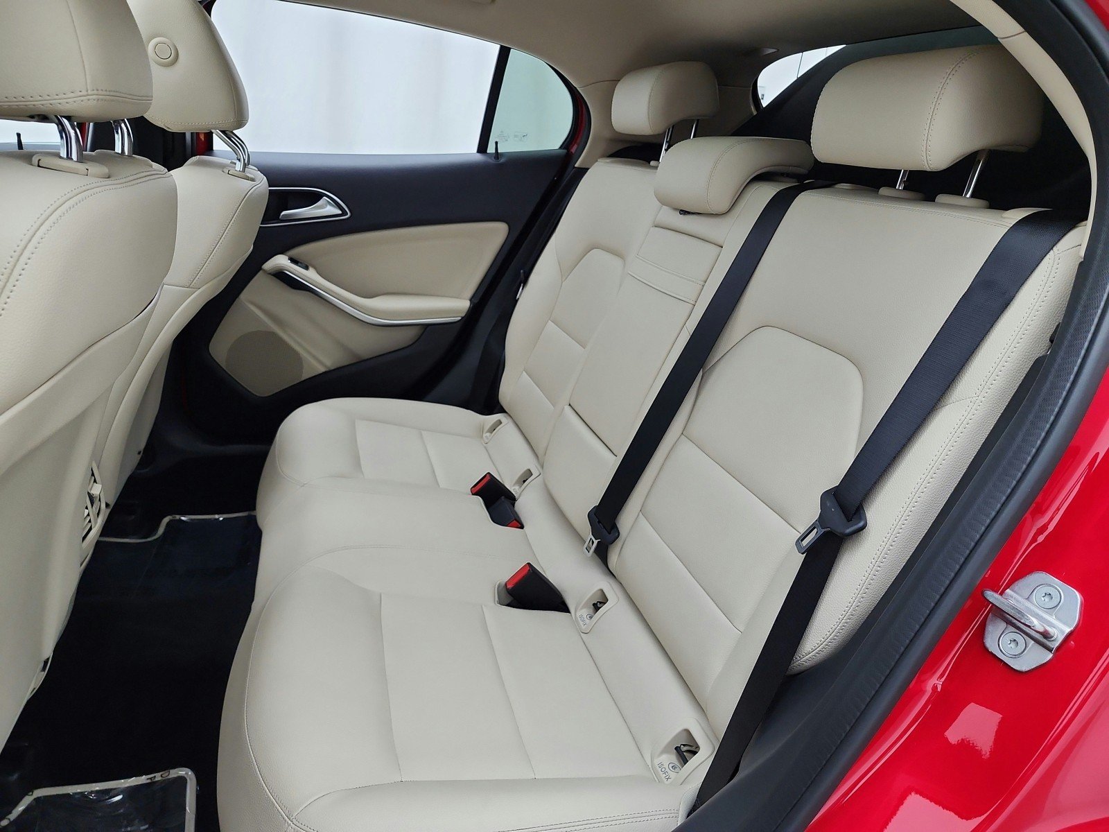 Used 2019 Jupiter Red Mercedes-Benz GLA 250 SUV image 15