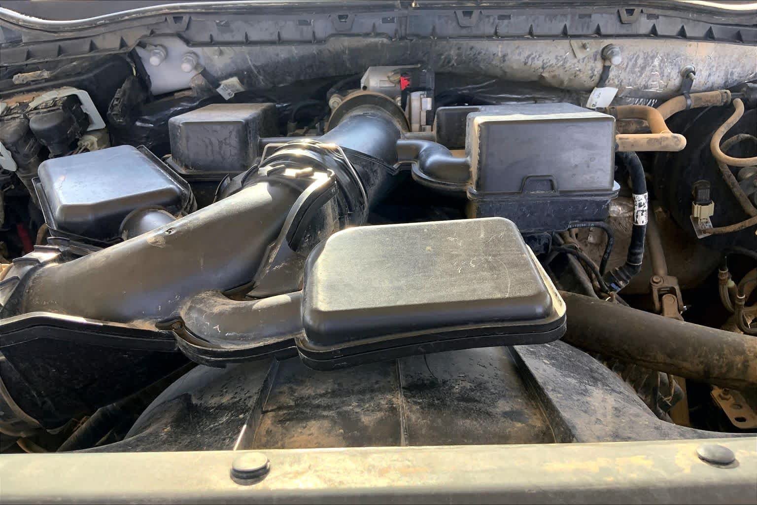 Used 2021 Oxford White Ford XLT image 32