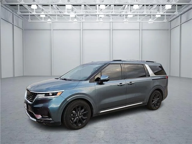 2022 KIA Carnival SX Passenger