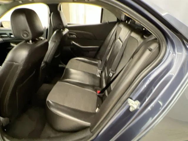 2015 Chevrolet Malibu 1LT - Photo 11