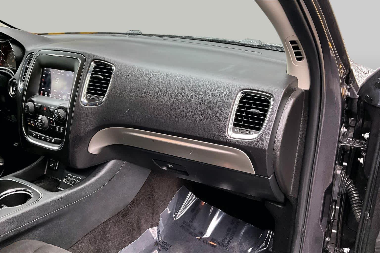 Used 2018 Granite Clearcoat Dodge SXT image 19