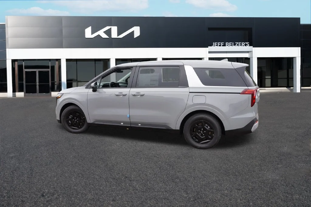 New 2027 Ceramic Silver Kia LXS image 6