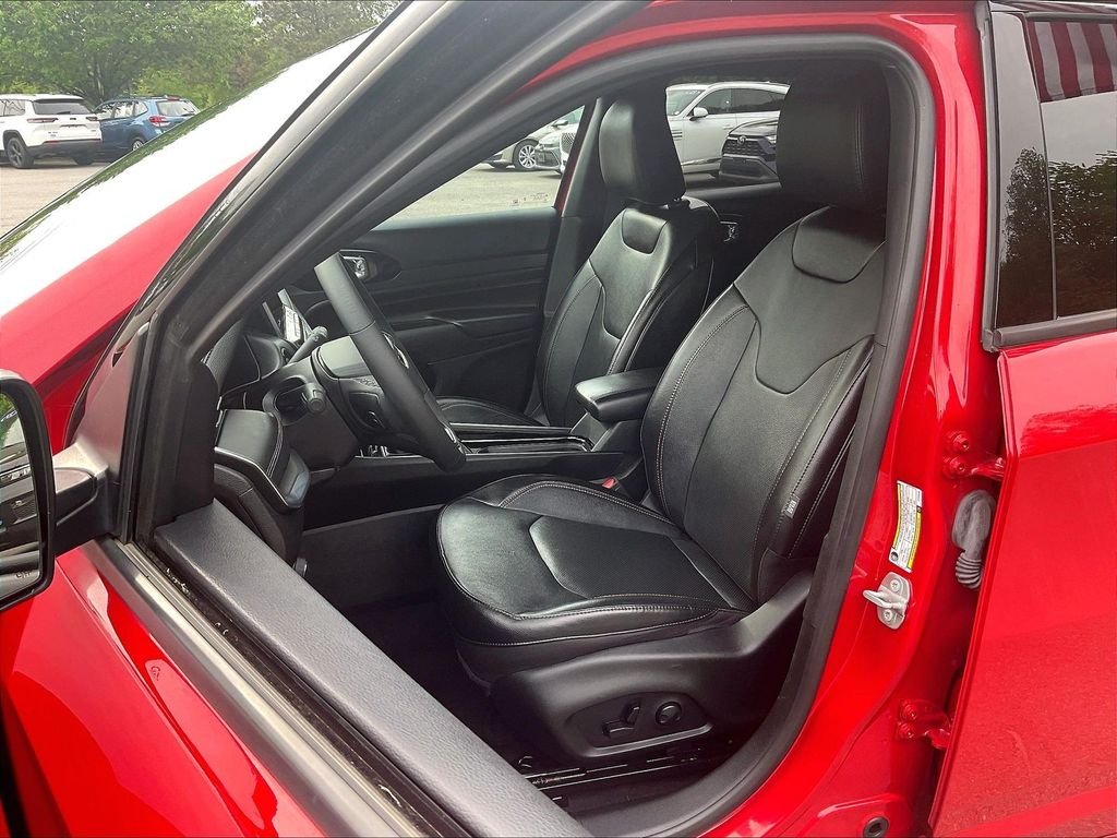 Used 2023 Red Jeep Limited image 10