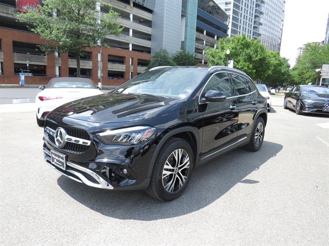 Used 2026 Night Black Mercedes-Benz GLA 250 4MATIC® image 1