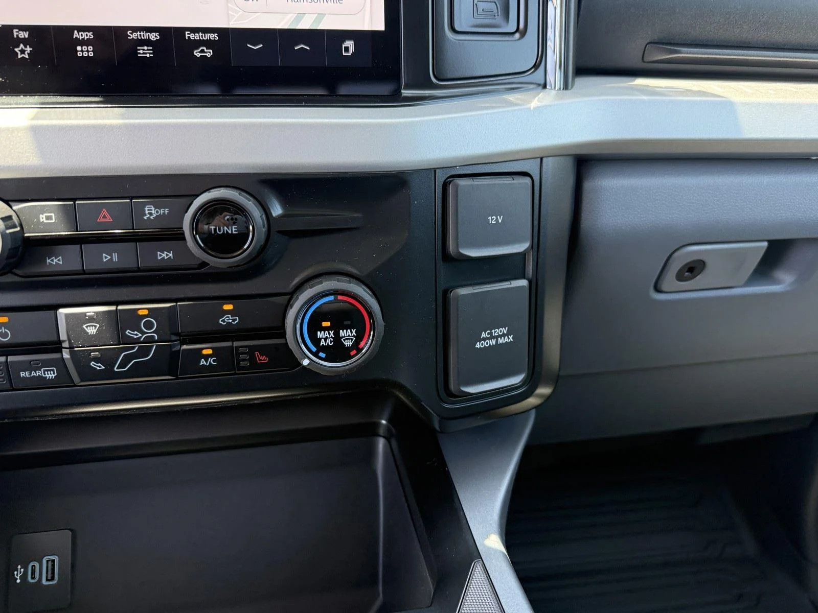 New 2026 Agate Black Metallic Ford F-250® XLT image 24