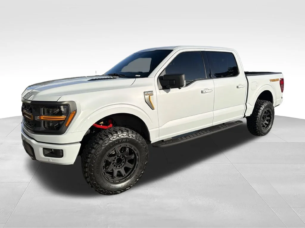 Used 2025 White Ford Tremor image 22