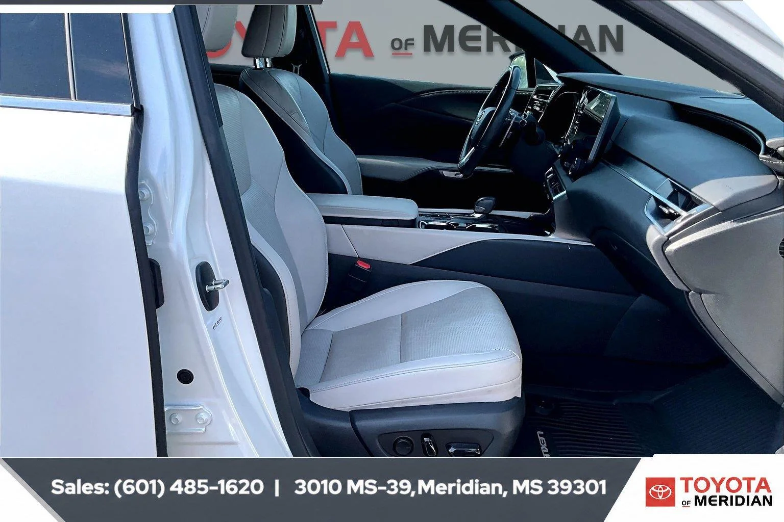 Used 2023 Eminent White Pearl Lexus RX 350h Premium Plus image 6