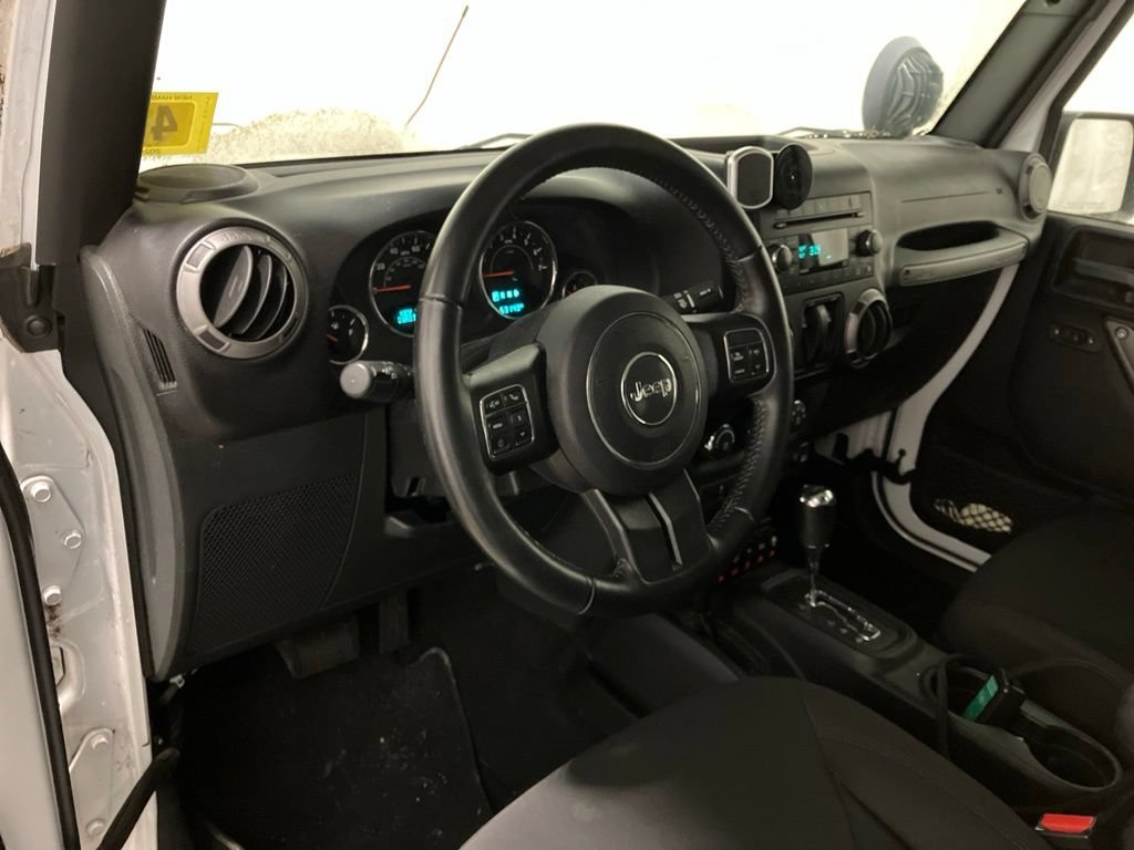 Used 2017 Bright White Clearcoat Jeep Sport image 2