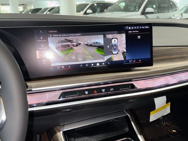 New 2026 Mineral White Metallic BMW 760i xDrive image 20