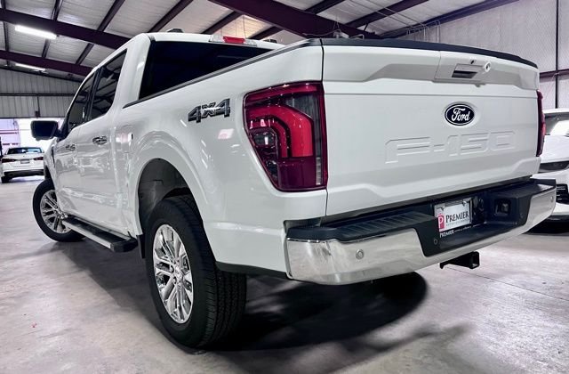 Used 2024 White Ford Lariat image 5
