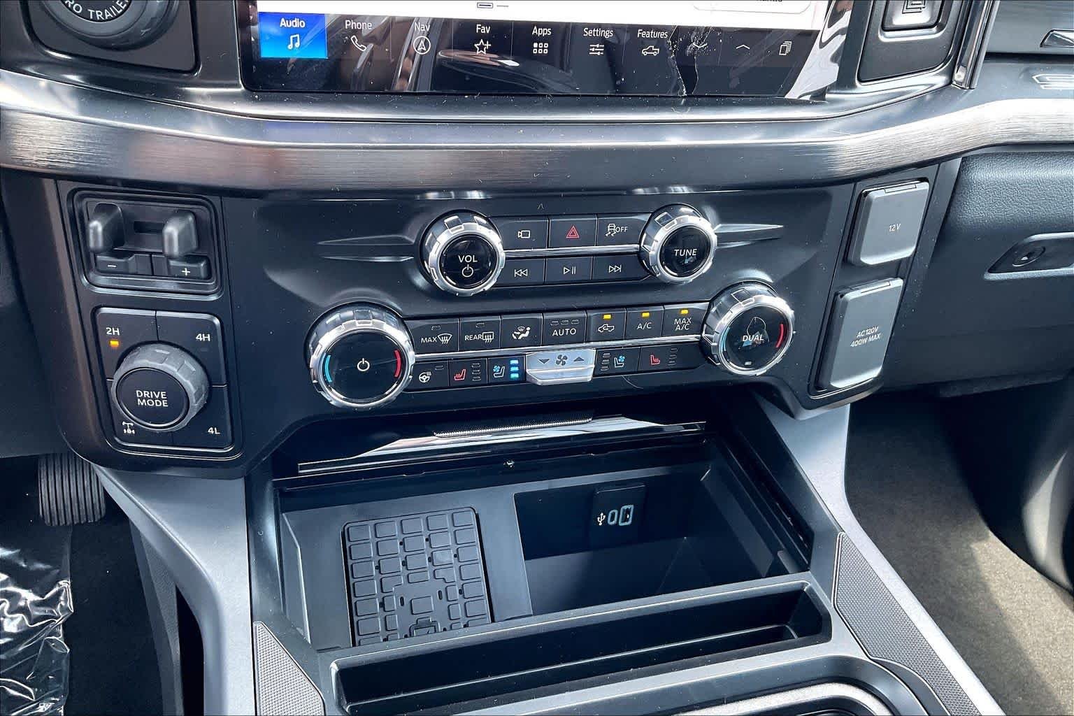 New 2026 Avalanche Ford LARIAT image 17