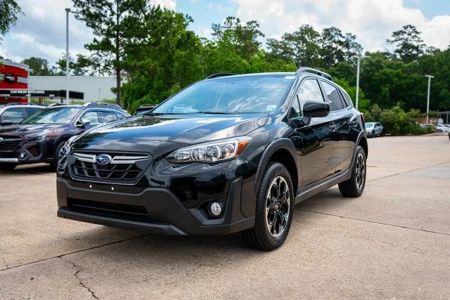 Certified Used 2023 Crystal Black Silica Subaru Premium image 11