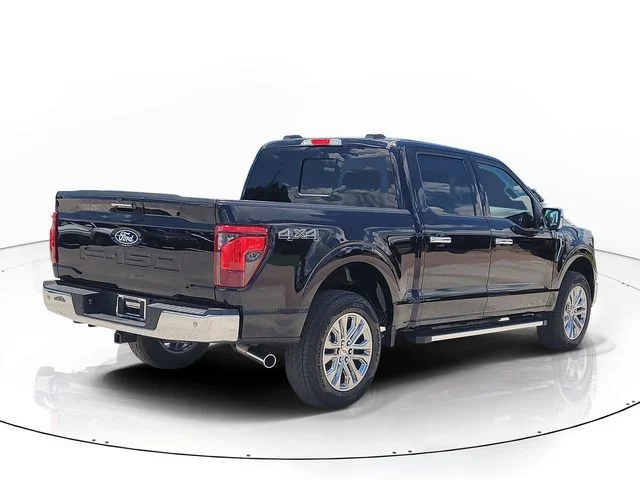 Used 2024 Black Ford XLT image 5