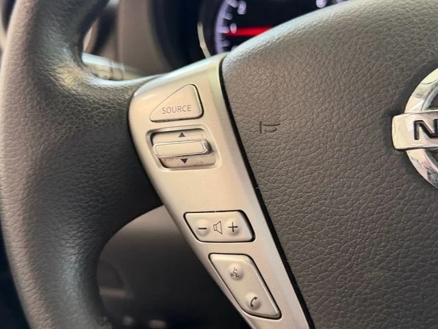 Used 2019 Black Nissan 1.6 SV image 21