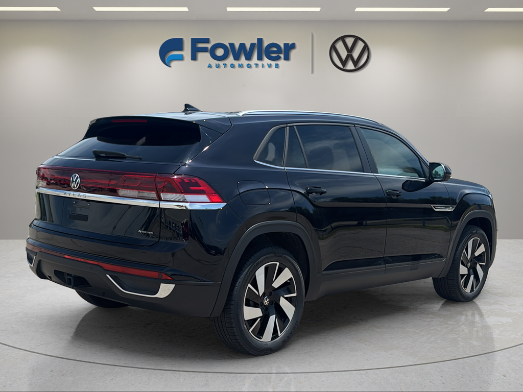 New 2026 Black Volkswagen 2.0T SE w/Technology image 7