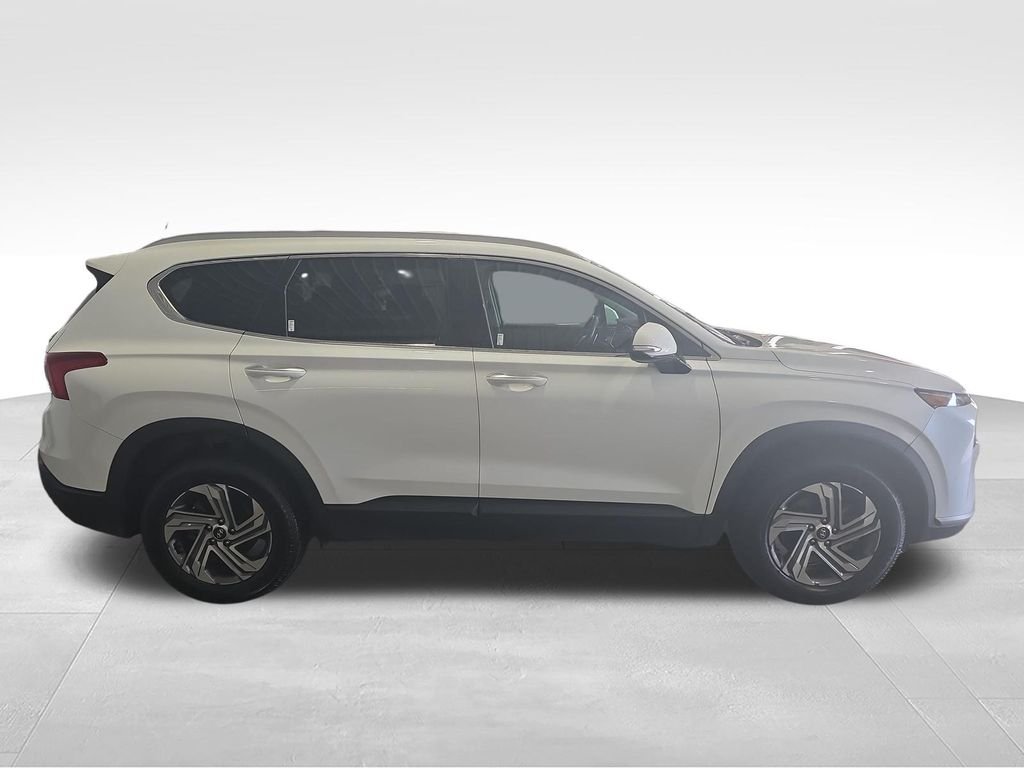 Used 2023 White Hyundai SEL image 7