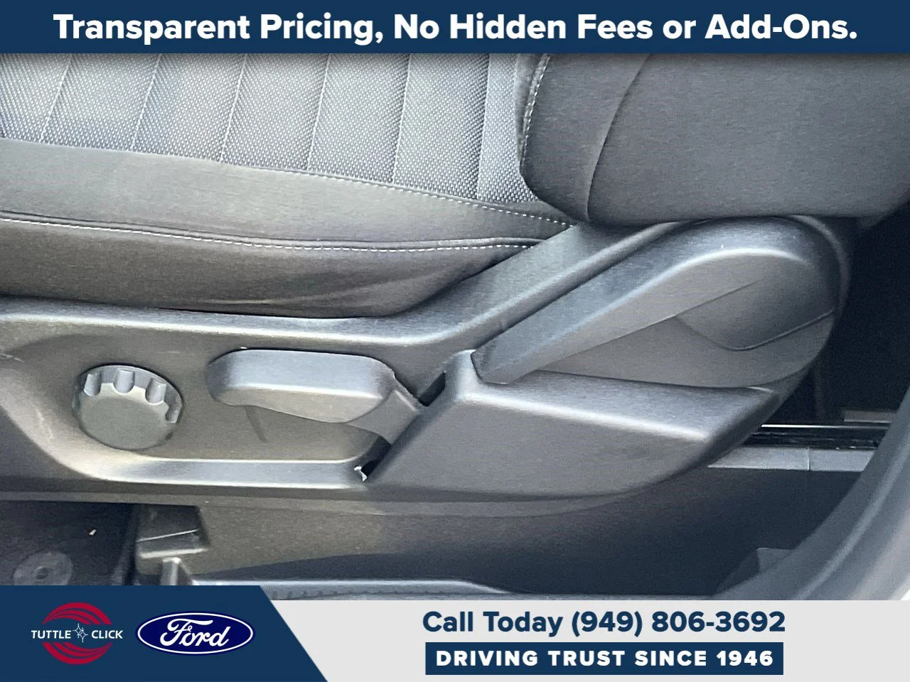Used 2023 ICONIC SILVER MET Ford SE image 33