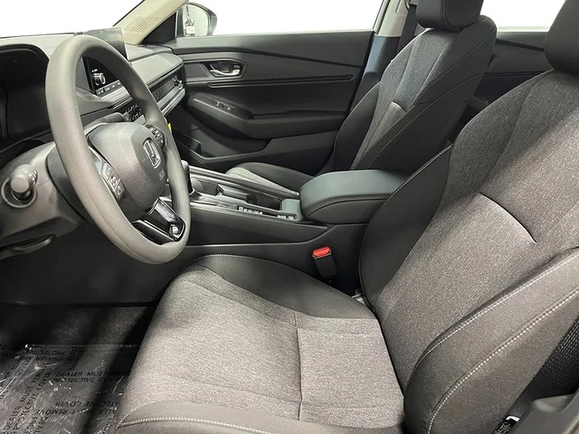 2025 Honda Accord SE - Photo 12